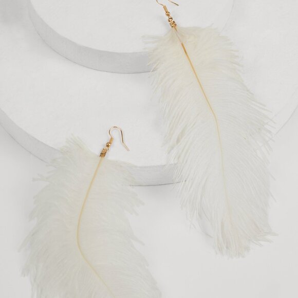 Jewelry - White feather long earrings
